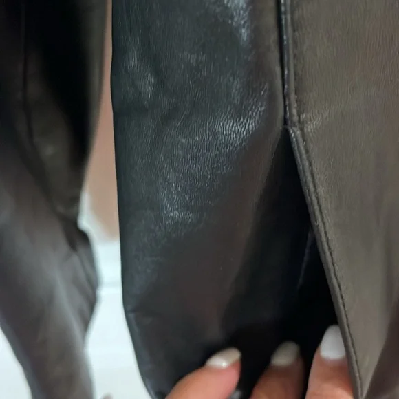 Like new Preston & York soft, genuine, lamb skin, leather, zip up jacket, medium - Picture 4 of 6